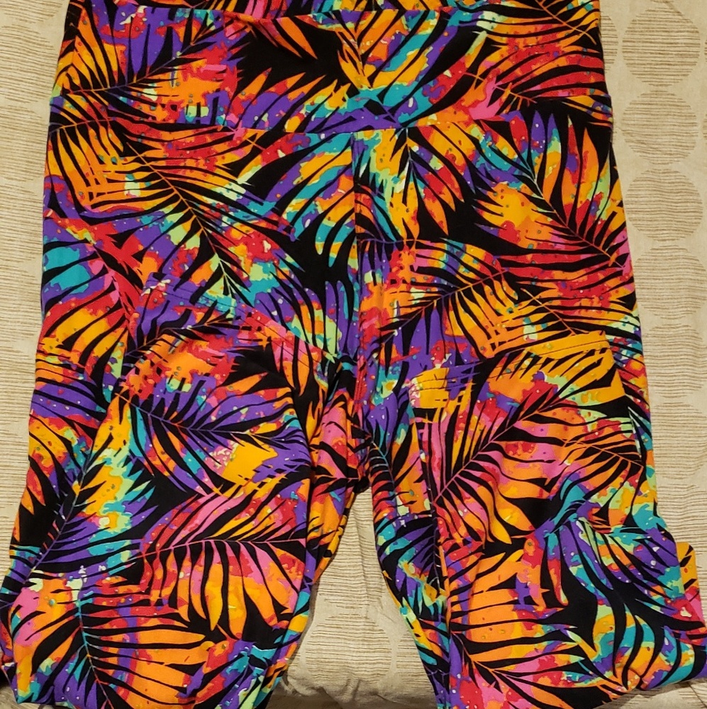 Super soft capri length leggings NWOT